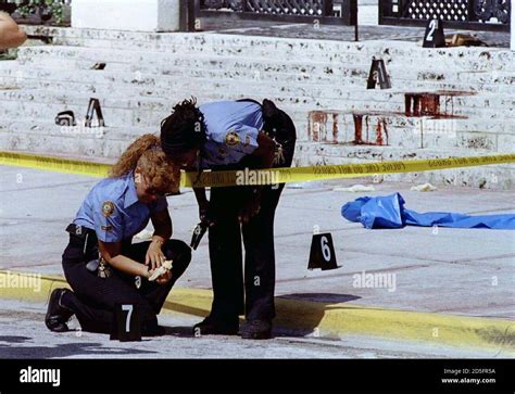 versace murder photo|Gianni Versace Murder: PHOTOS From the Crime Scene.